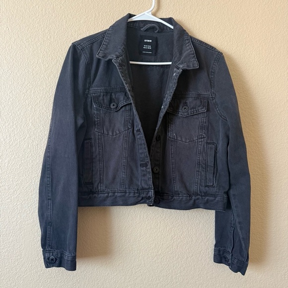 Cotton On Black Cropped Girlfriend Denim Jacket – Size 8 - Picture 3 of 5